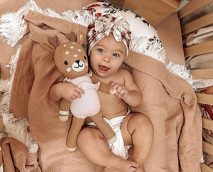 Nest diapers size 1–6, gentle on baby’s skin.